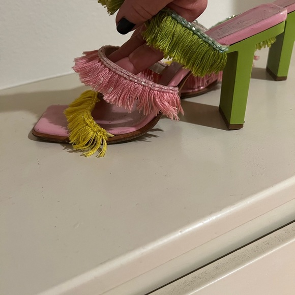 FENDI vintage 1990’s architectural heal. Pink Green statement heels - Picture 3 of 3